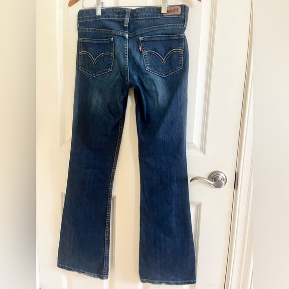 Levi’s low rise jeans bootcut - Picture 3 of 3